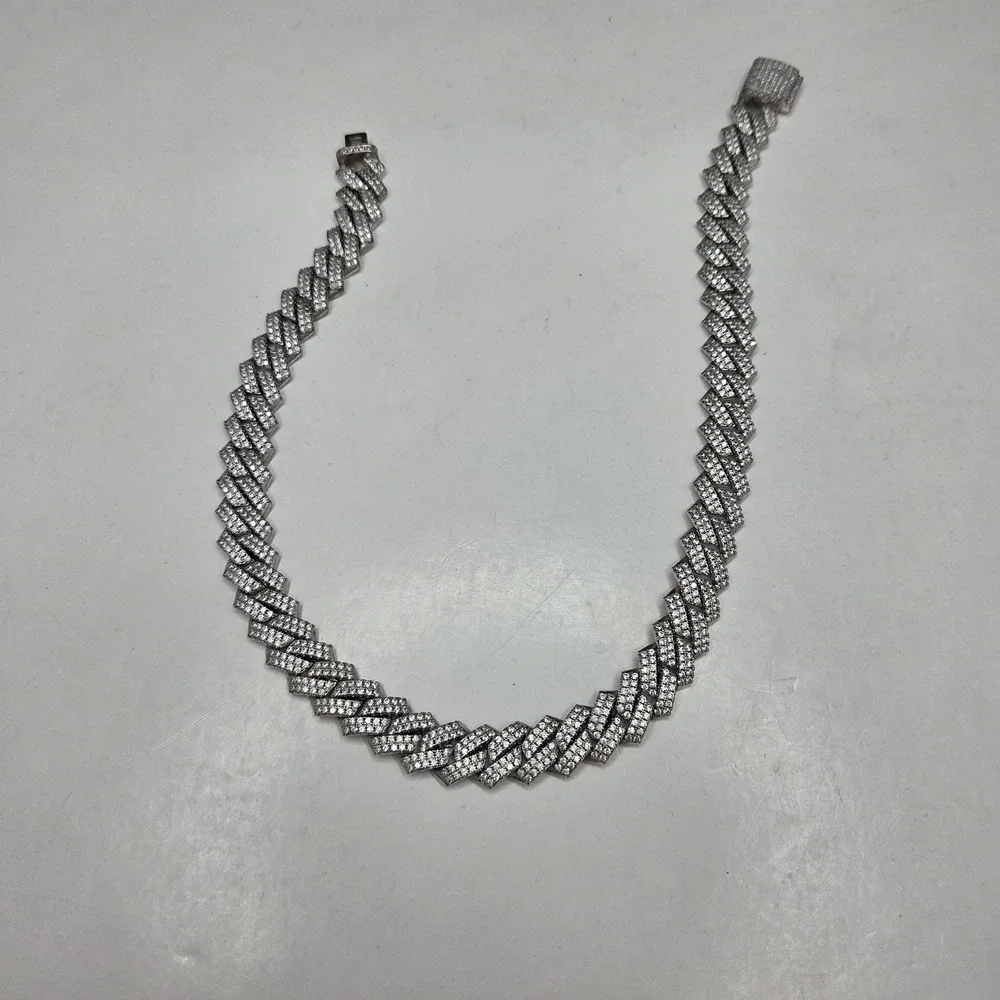 Unbranded Cuban Link Chain Iced Out 16in Silver Tone Rhinestone Choker Necklace